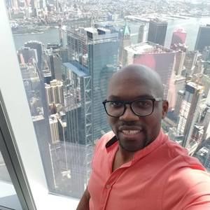 Meet your Posher, Ngia